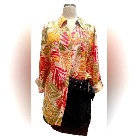 Emily Daniels Women's🌸 Floral Button Down Shirt - Yellow and Pink - Picture 2 of 7